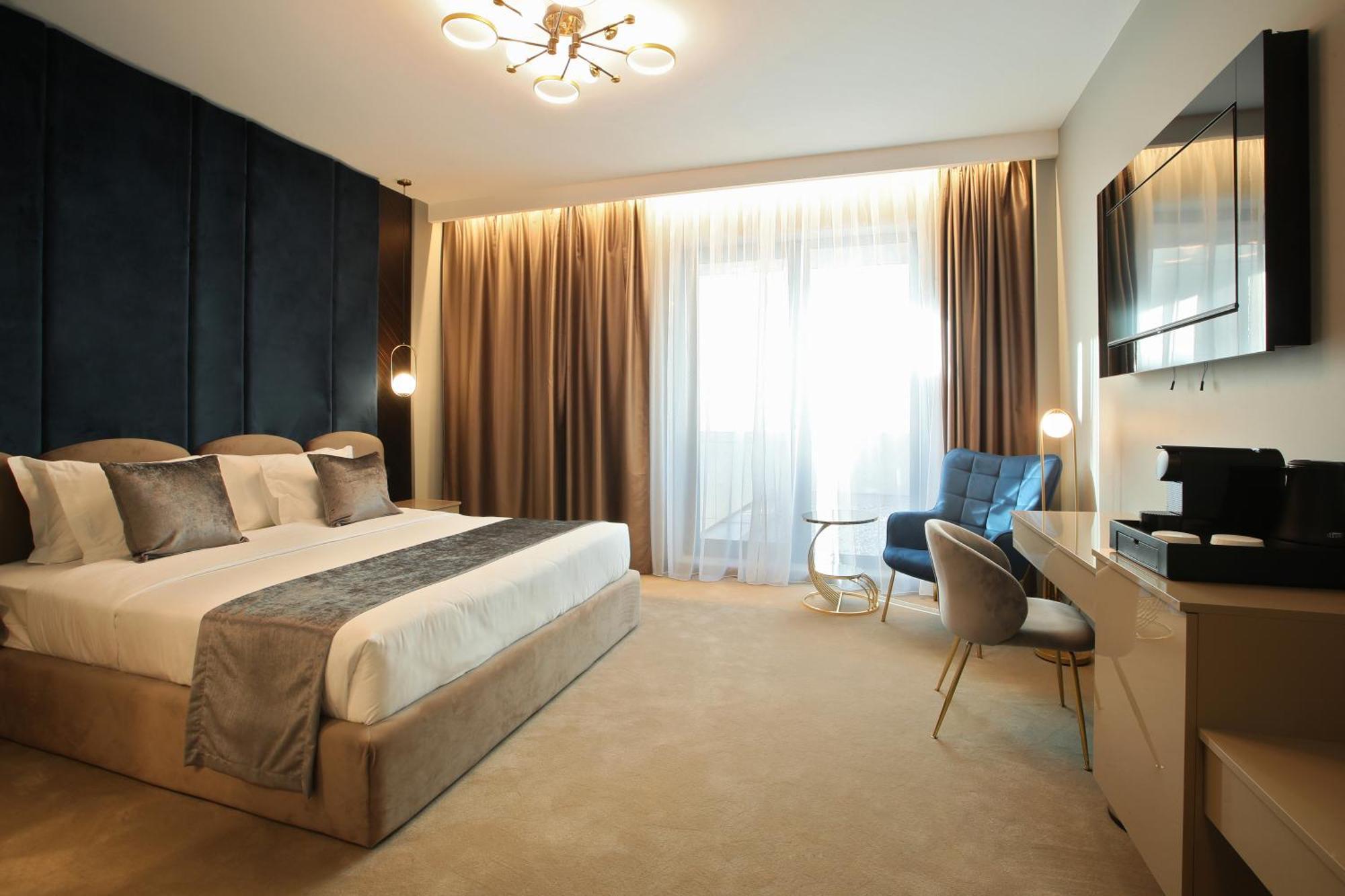 Hotel Artemis Oradea Luaran gambar